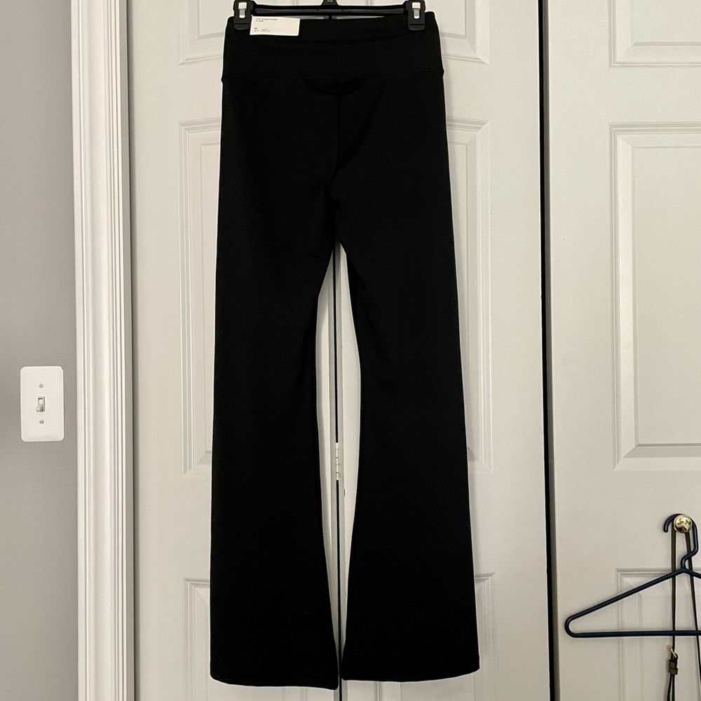 AE Everything Flare Leggings